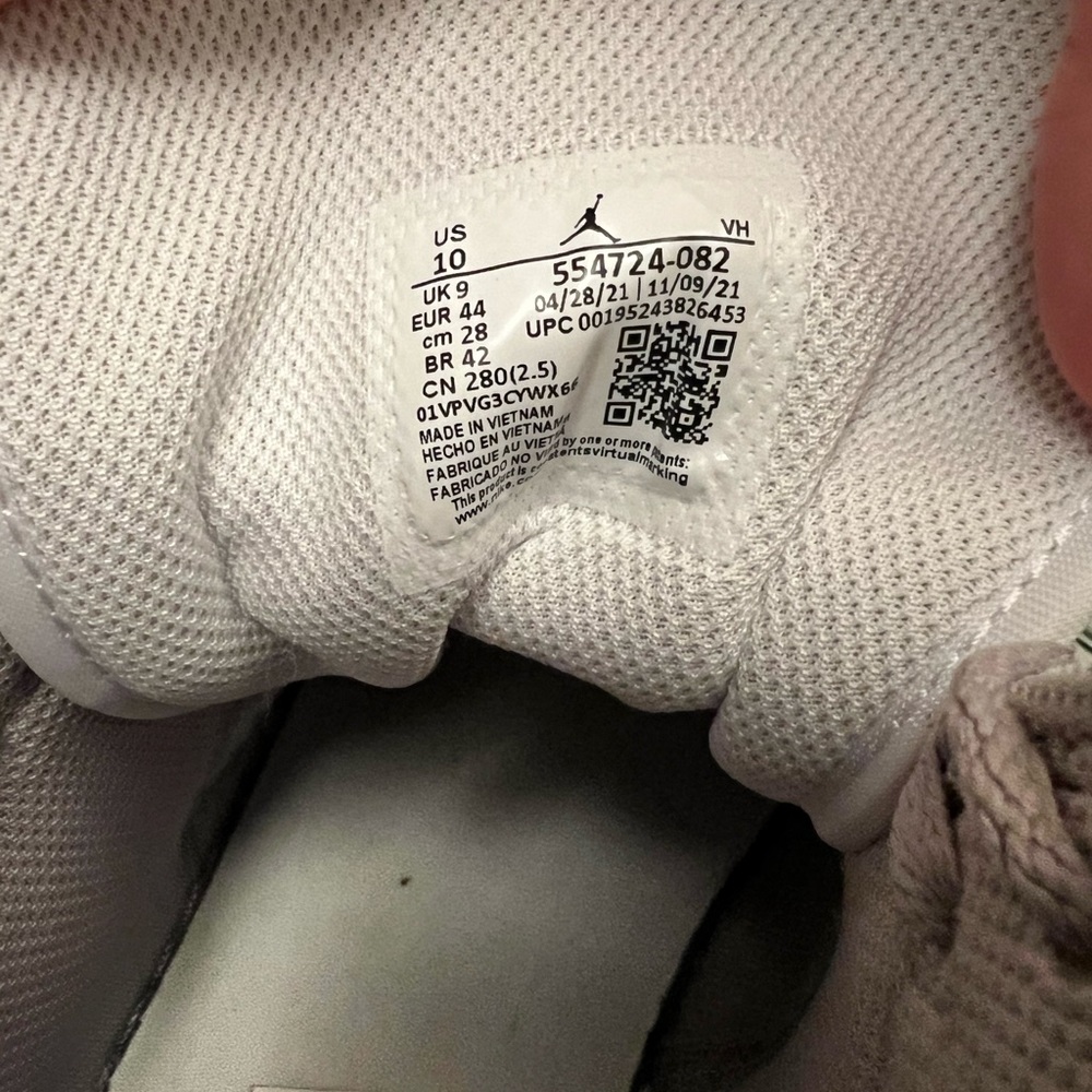 Nike Air Jordan 1 Mid- College Grey - Picture 6 of 8